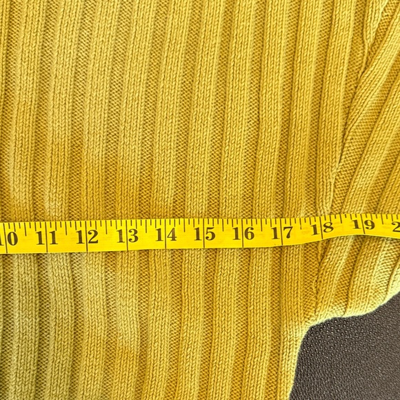 FP Beach Olive Green Women's ribbed cropped sweater size XS - Picture 8 of 10